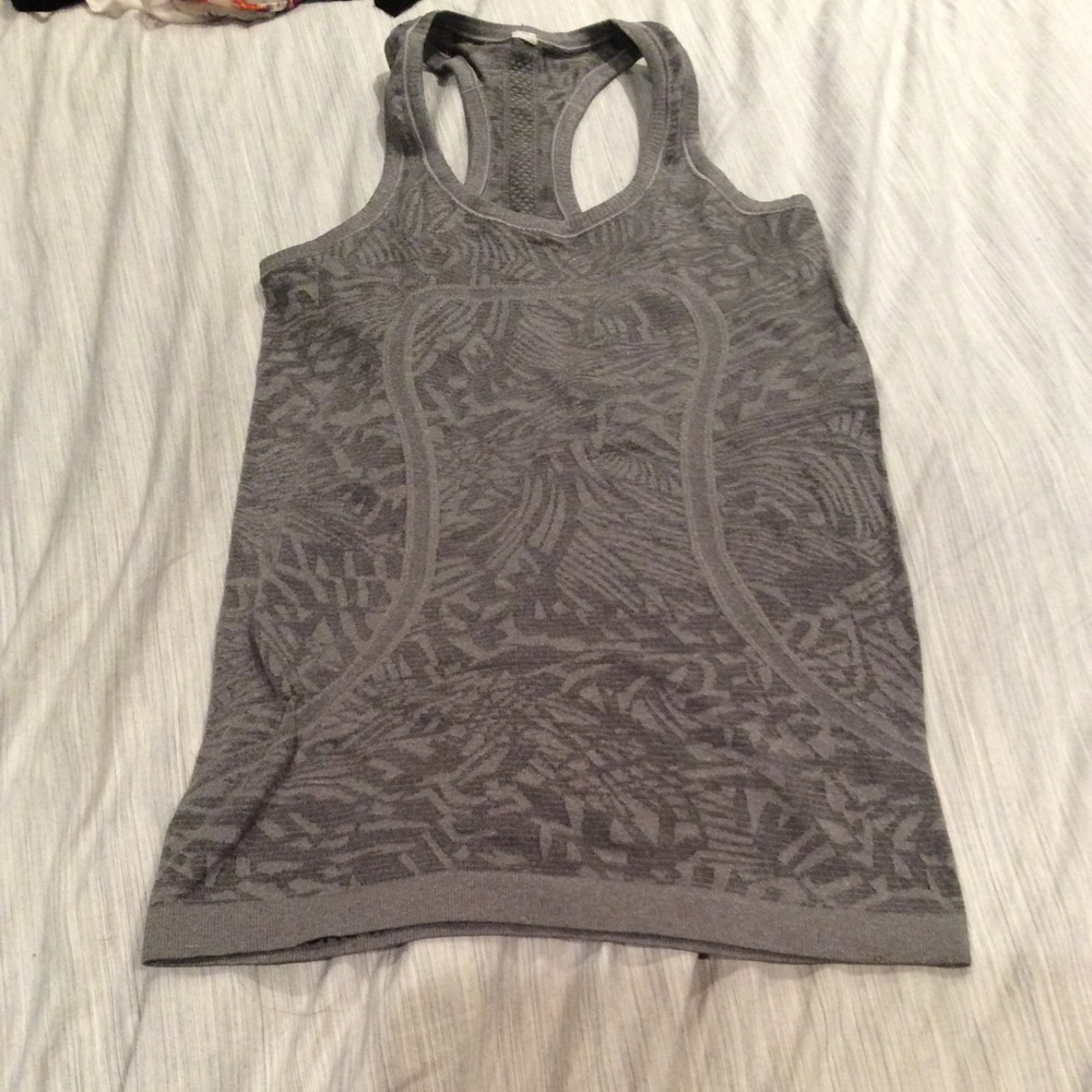 Lululemon run swiftly 4